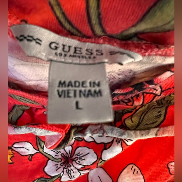 ☀️Guess Floral Top☀️ - Picture 5 of 5